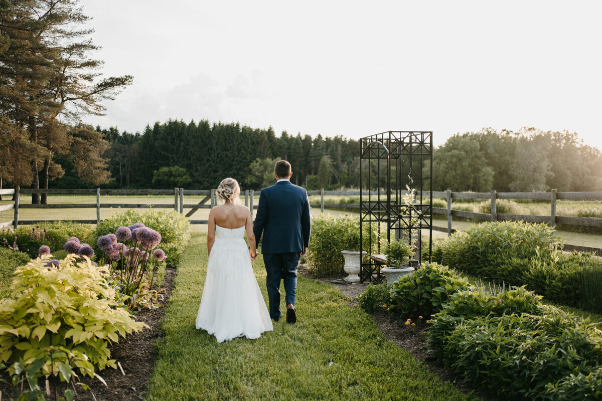 hayloft-in-the-grove-ricky-kristen-29