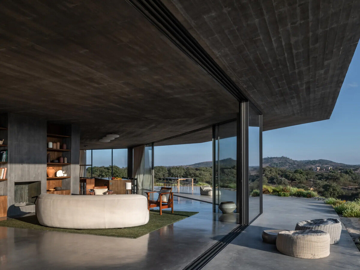 she-is-magnetic-portugal-13