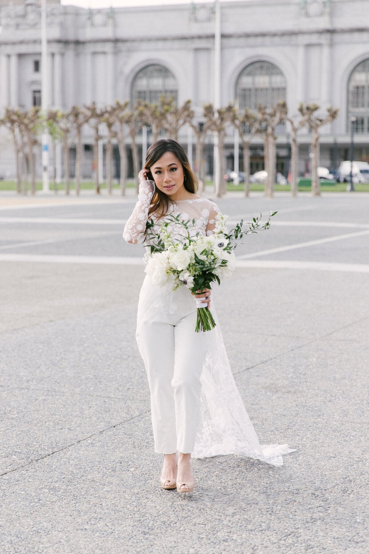 san-francisco-city-hall-spring-urban-elopement-9