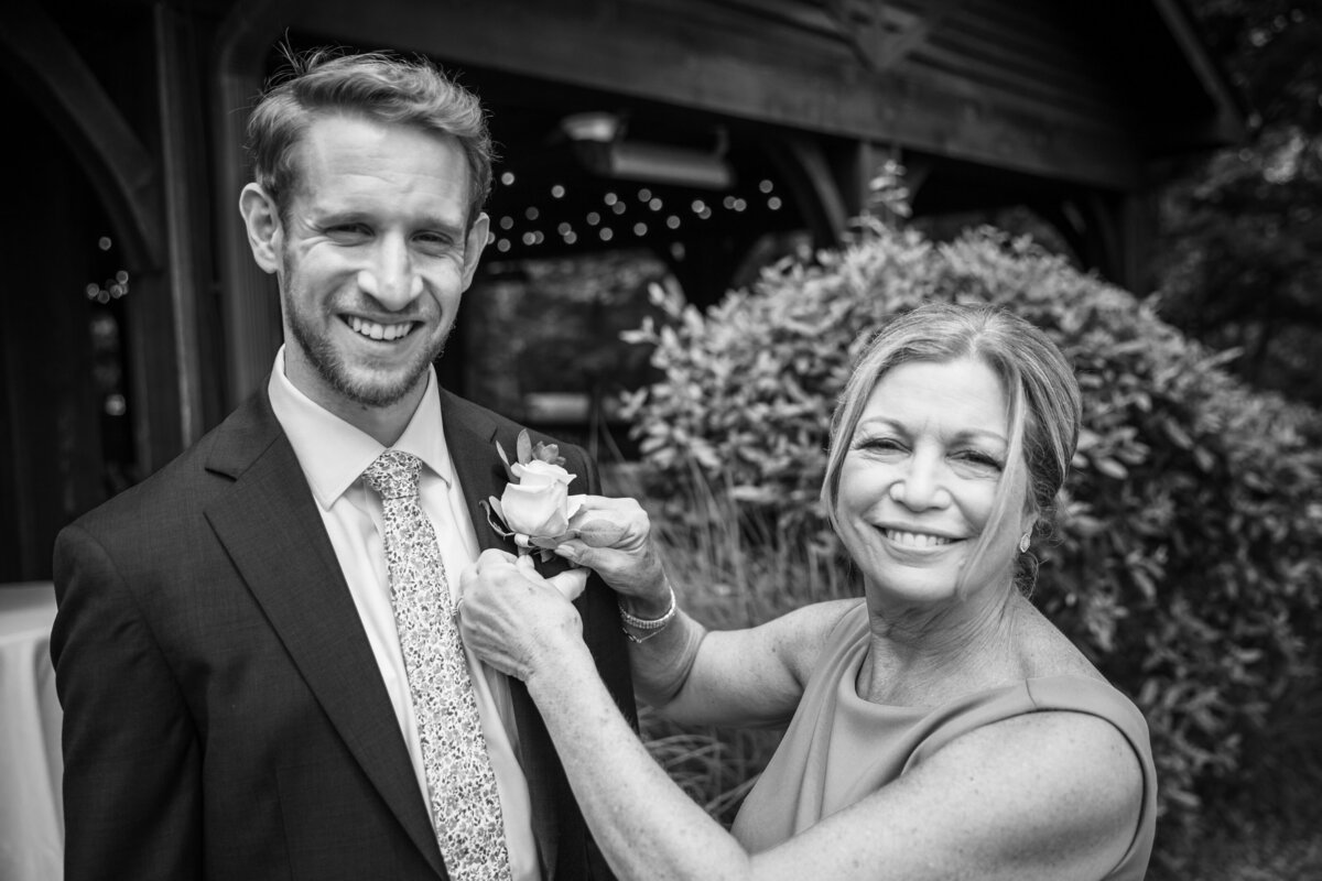 Stroudsmoor Inn Wedding Birds Of A Feather 013