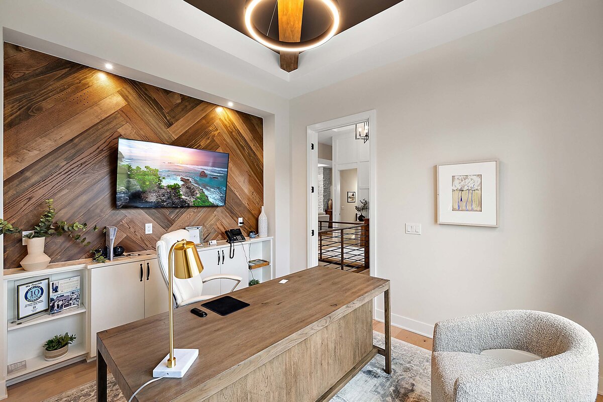 22-70802 Renata New Staging-22