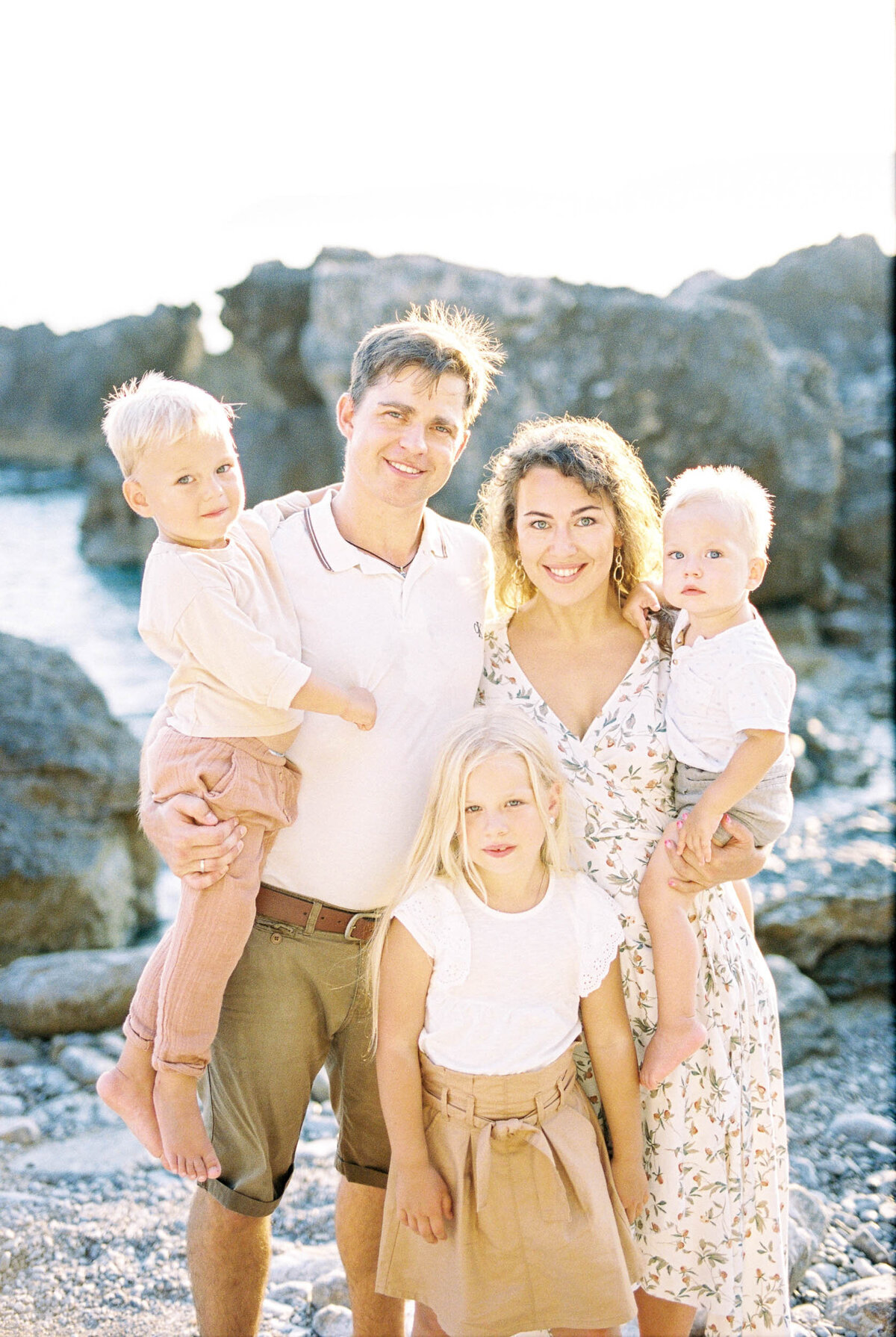 Family 2500px-1040