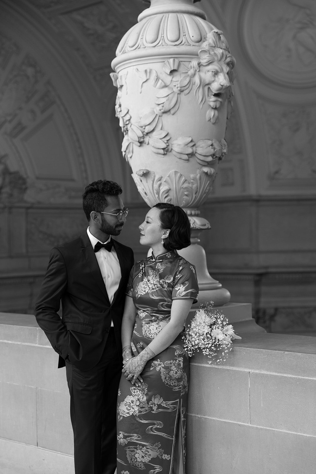 Michelle&Imran-SFCityHall-Portraits-14