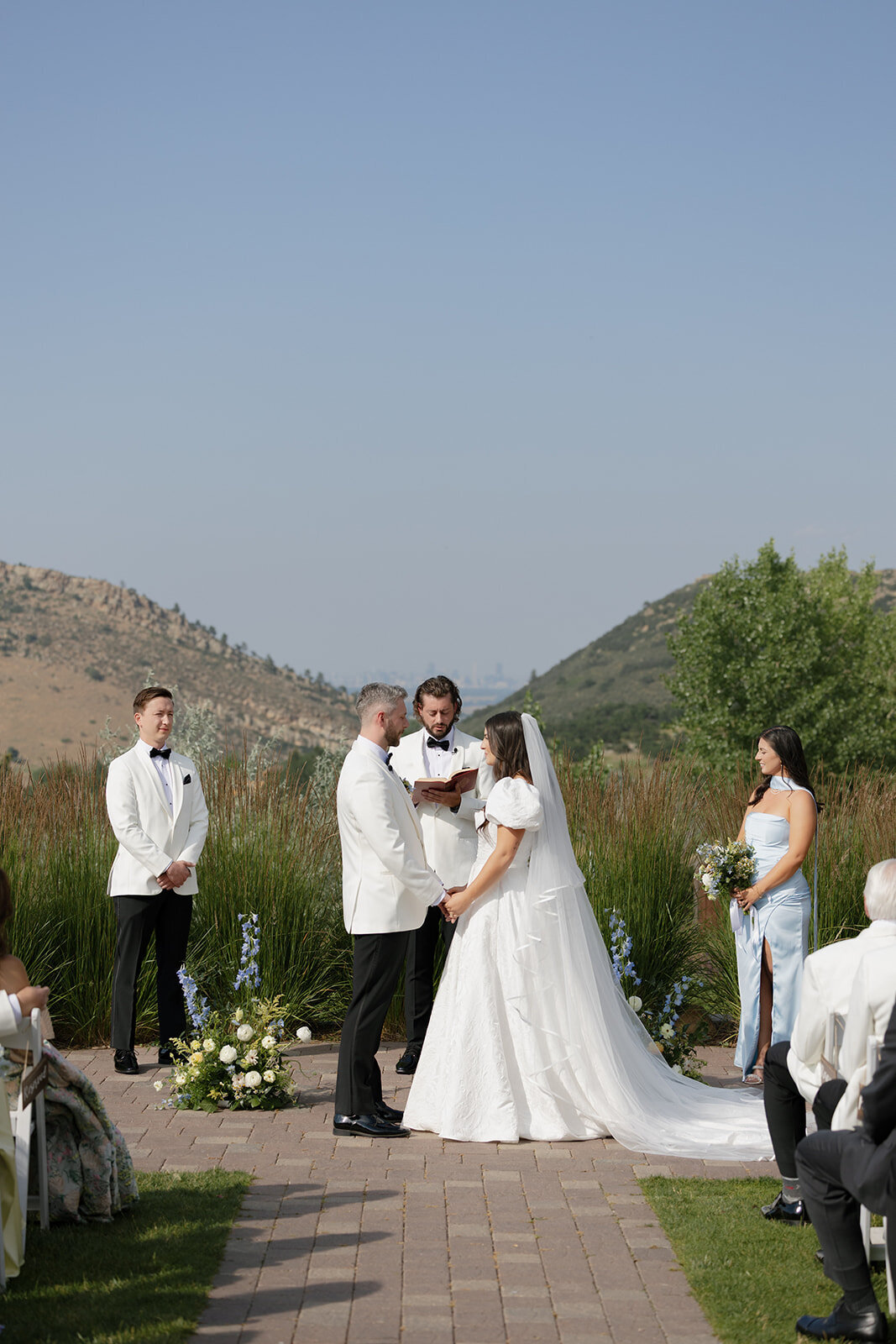 loui_photography_manor_house_colorado_summer_wedding_bella_pat-60