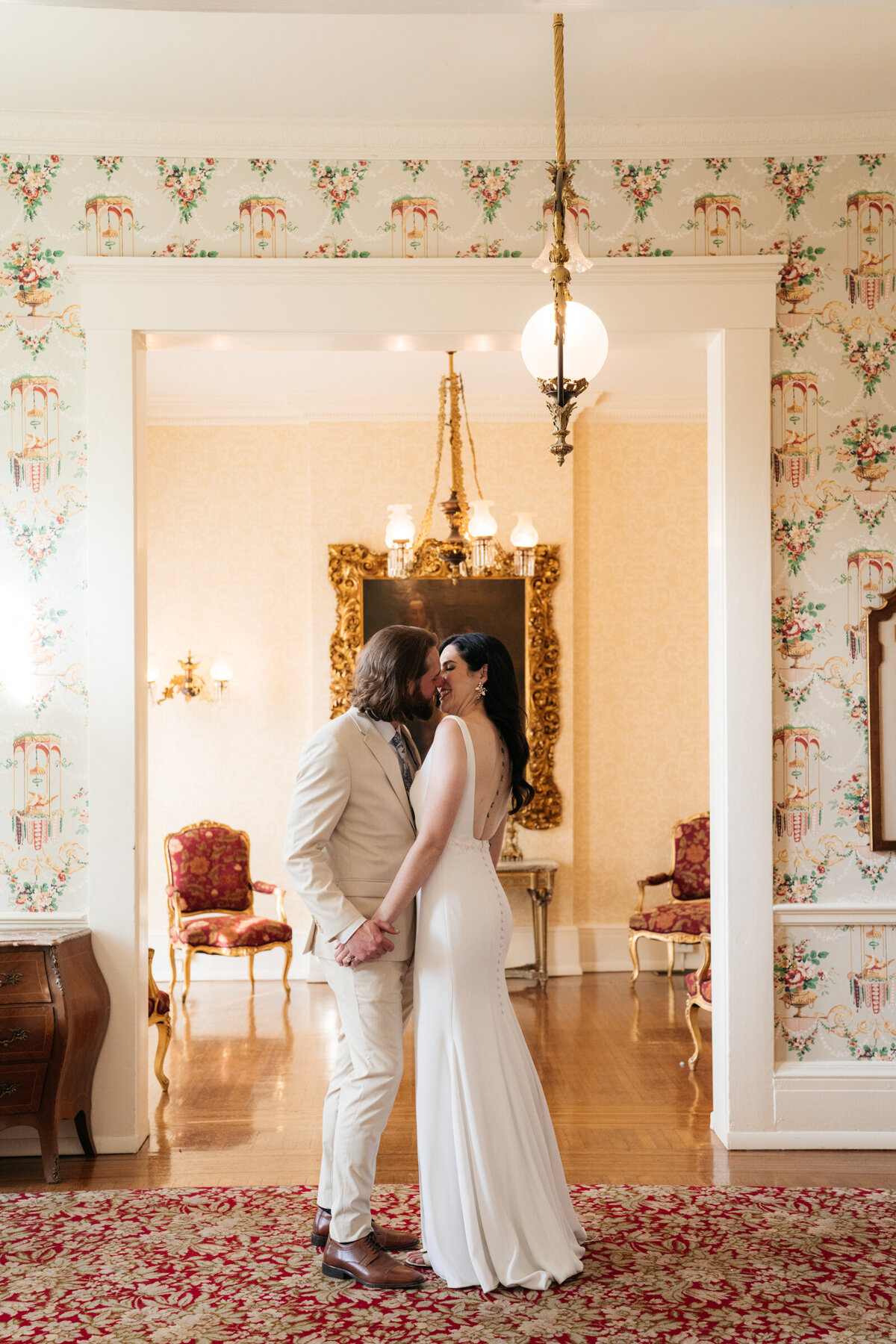 Leslie-Rodriguez-Photography-Whitehall-Wedding-Louisville-Garden-Party-Wedding-144