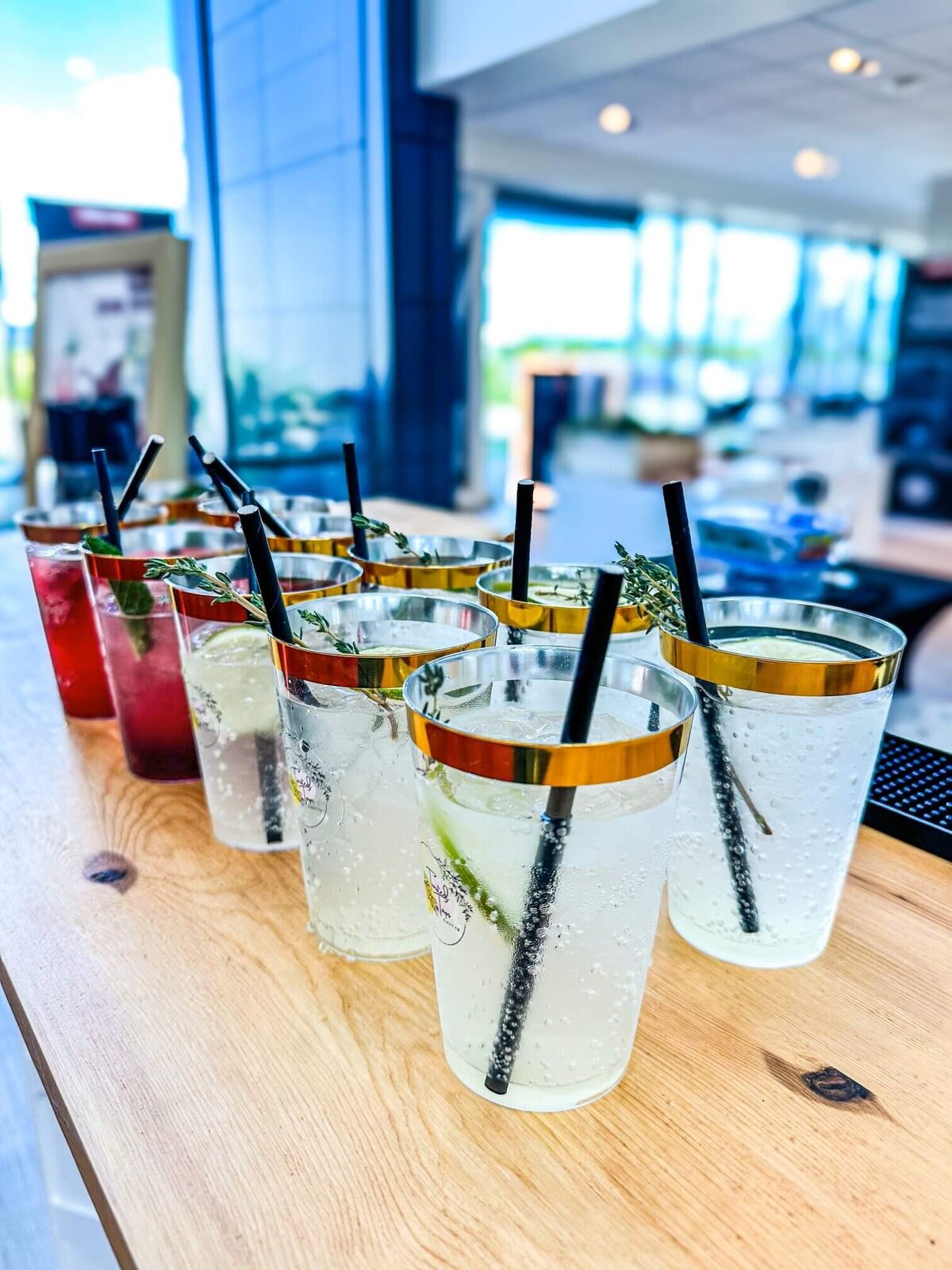 mobile-bar-pop-up-toronto-corporate-event-june-2024 (8)