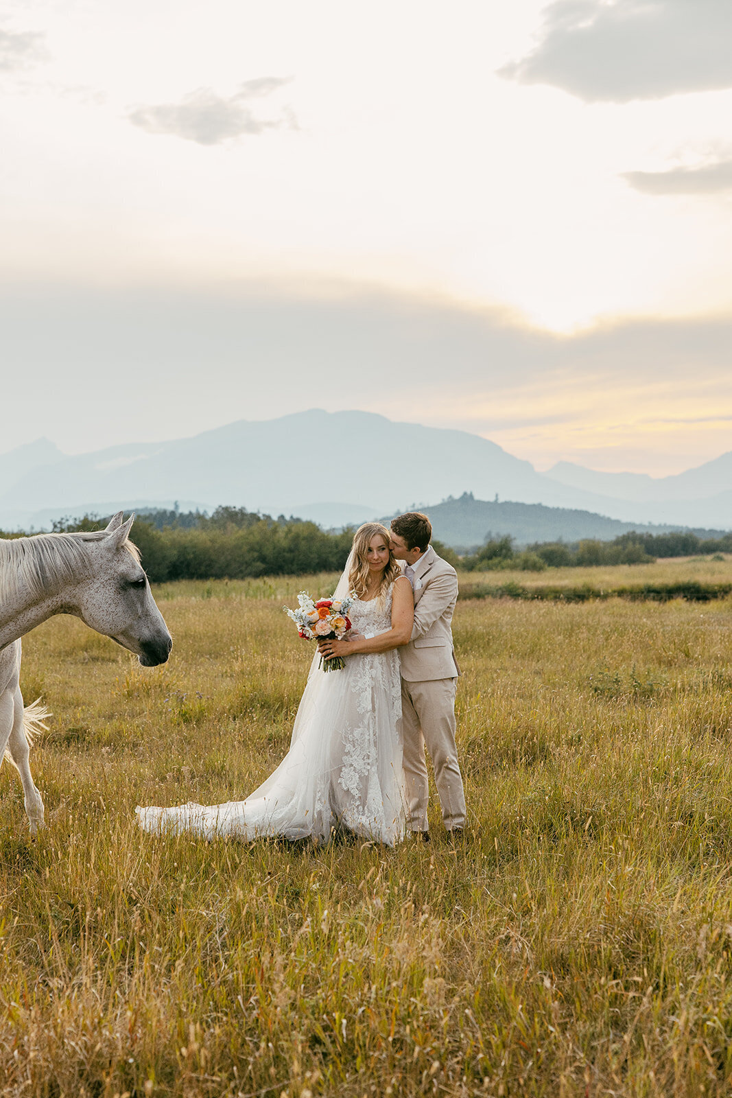 presley-gray-photo-Montana-ranch-elopement-6396
