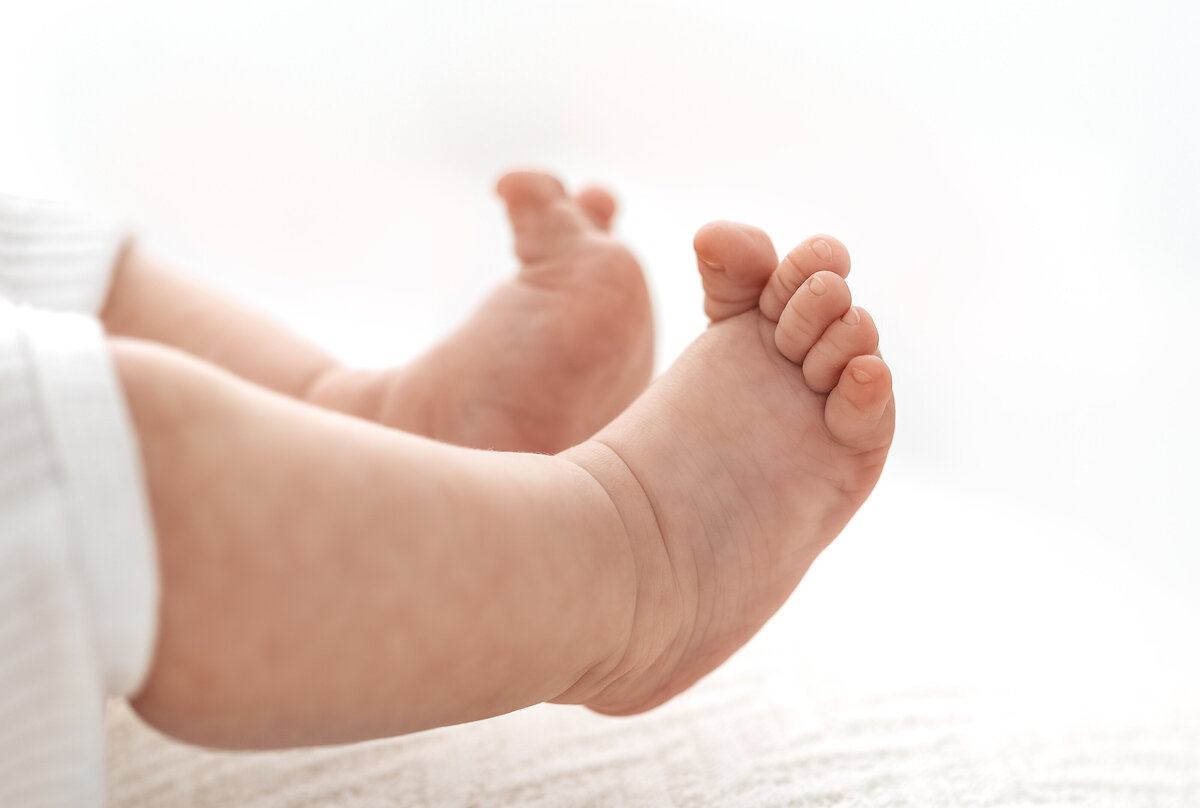 newborn feet