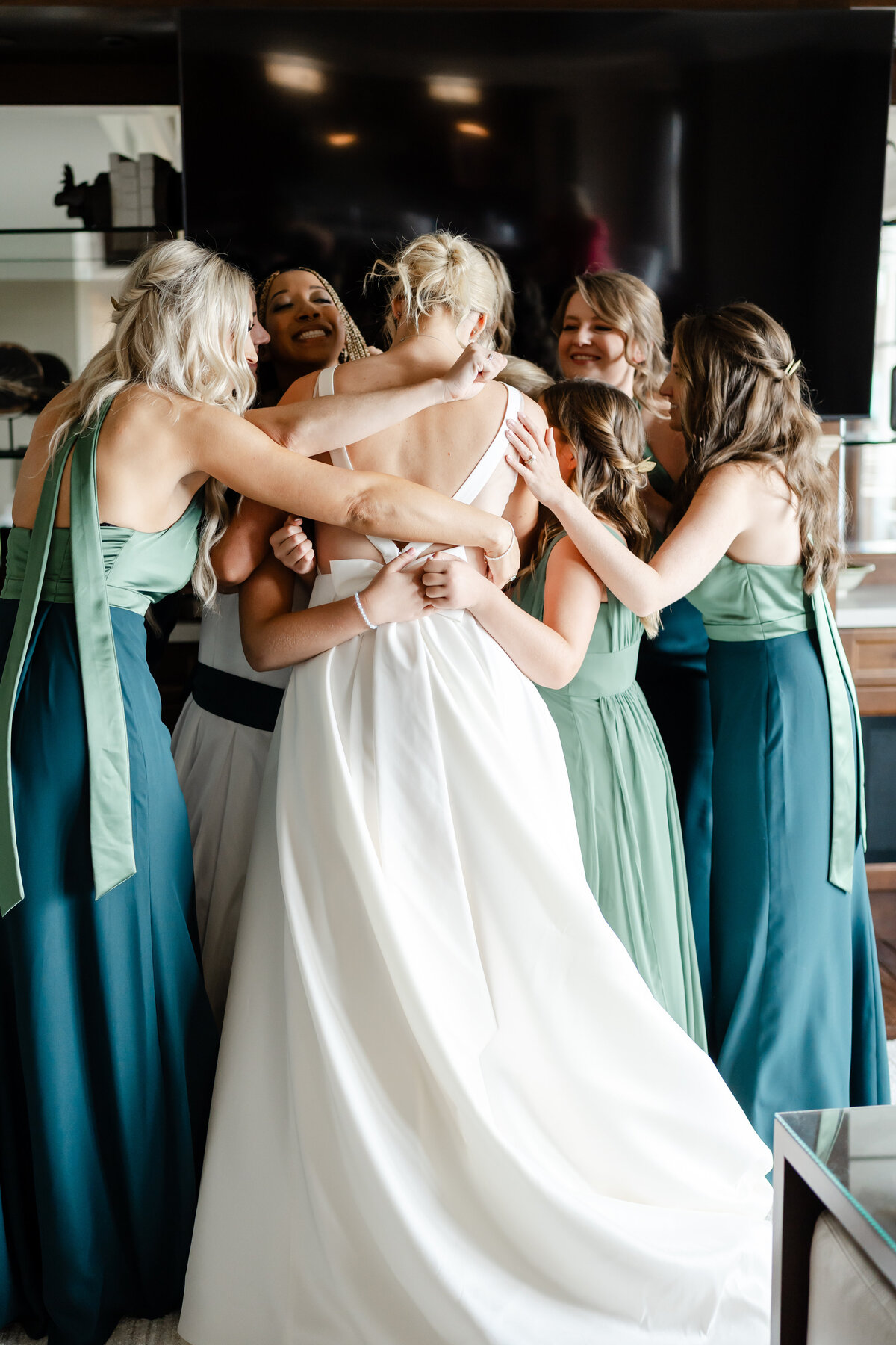 montage-summer-park-city-catholic-wedding-pepper-nix-loganwalkerphoto-419L-0368