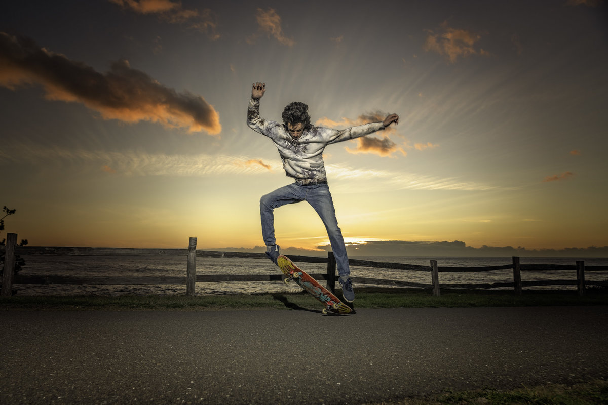 Redway-California-senior-portrait-photographer-Parky's-Pics-PhotographyHumboldt-County--Shelter-Cove-Black-Sands-Beach-sunset-skateboard1.jpg