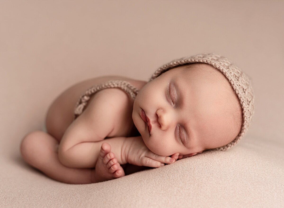 delafiled newborn photos