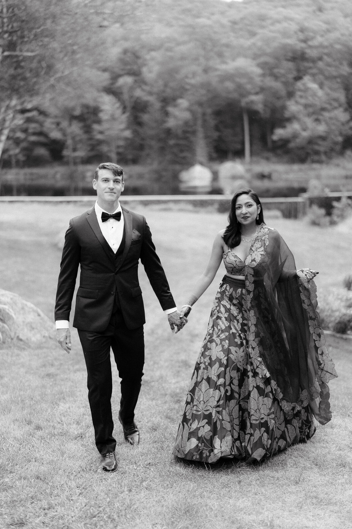 Lakefalls_Lodge_NH_Indian_Wedding_LevKuperman_075