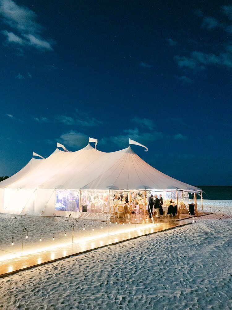 Sarah+&+John+Wedding+Previews+_+Lauren+Galloway+Photography-50