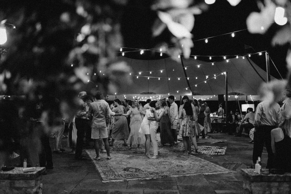 MUNDELEIN-WEDDING-PHOTOGRAPHY-BY-MEGAN-SAUL-HIGHLIGHTS (724 of 724)