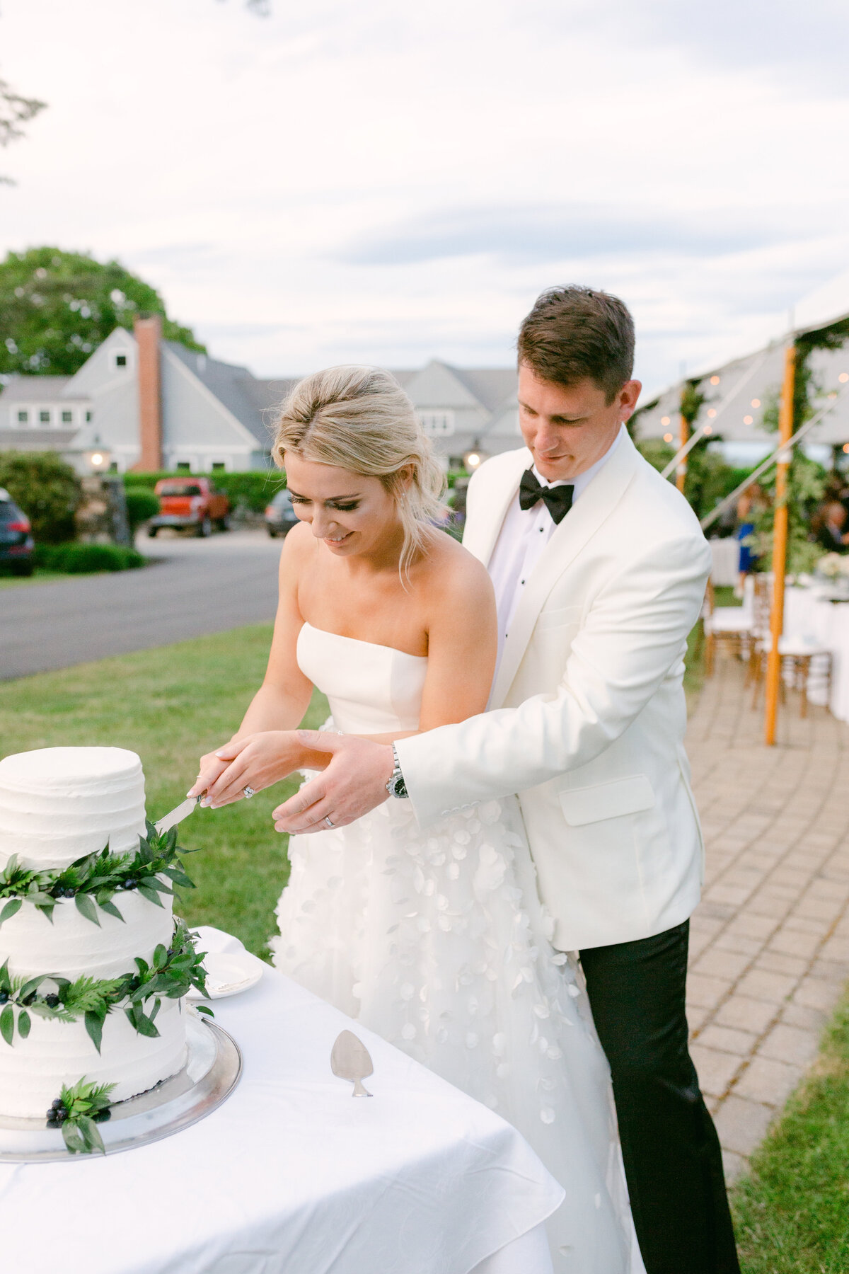 A Luxury Coastal Wedding in Prouts Neck in Scarborough, Maine  _-1743