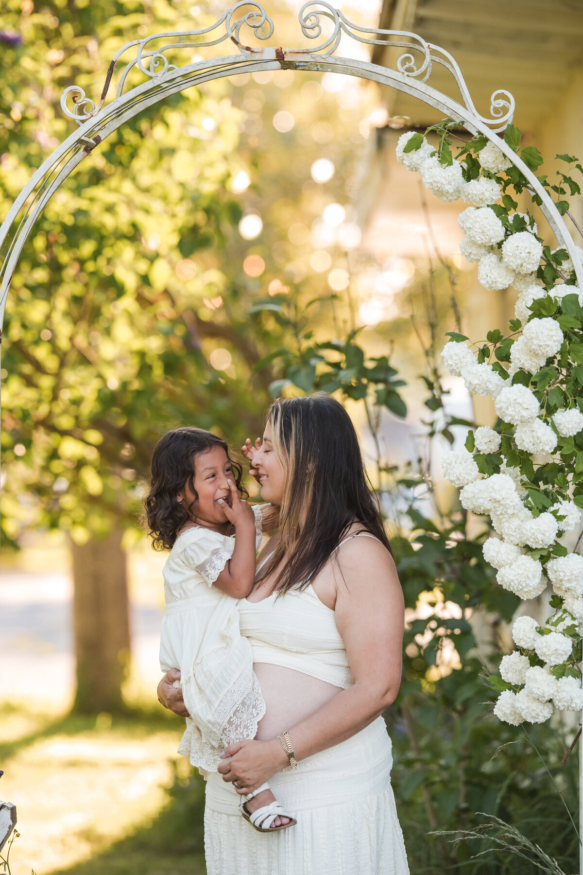 Mom & Me Mini Sessions at Wild Hearts Farm | Heleyna Holmes