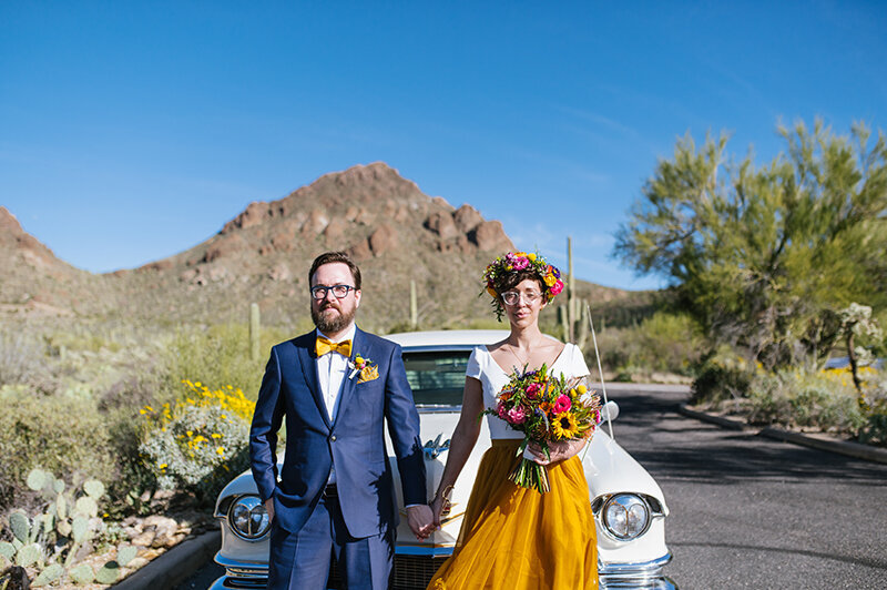 Colorful wedding at Lodge on the Desert in Tucson, Arizona by Tucson wedding photographer, Meredith Amadee Photography