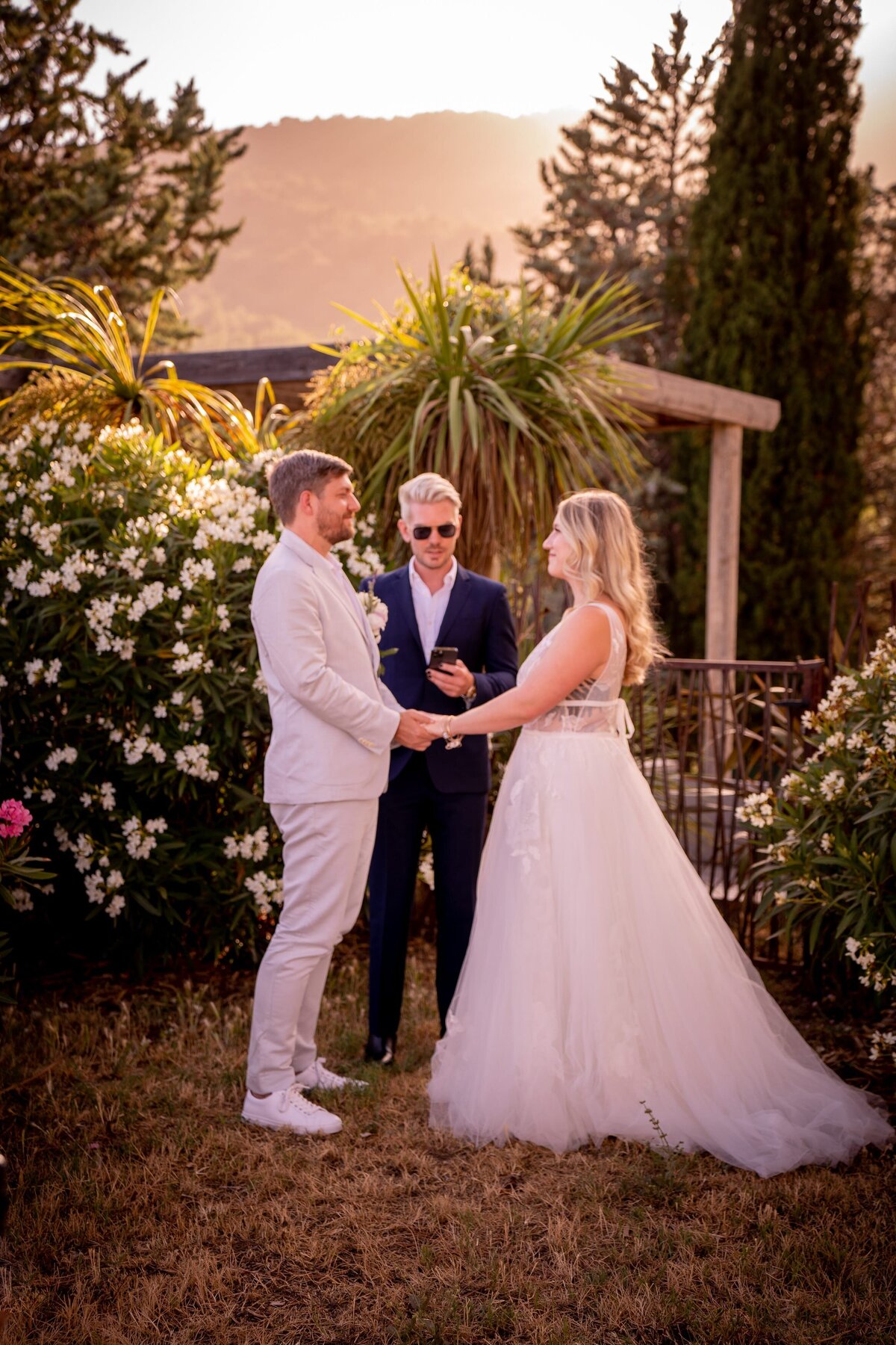 Provence elopement photographer wedding