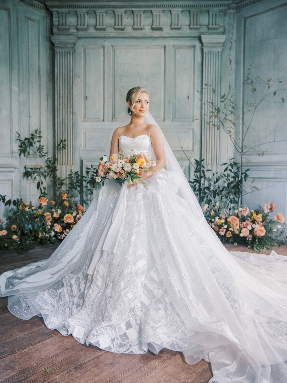Jenny-Haas-Photography-Luxury-DC-Planner-Prof-Jimmy-Choo-Wedding-Gown-Luxe-Bouquet