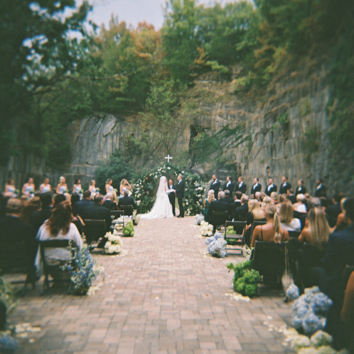 Heidi_Dan_Quarry_Venue_Wedding_Abigail_Malone_Photography-1875