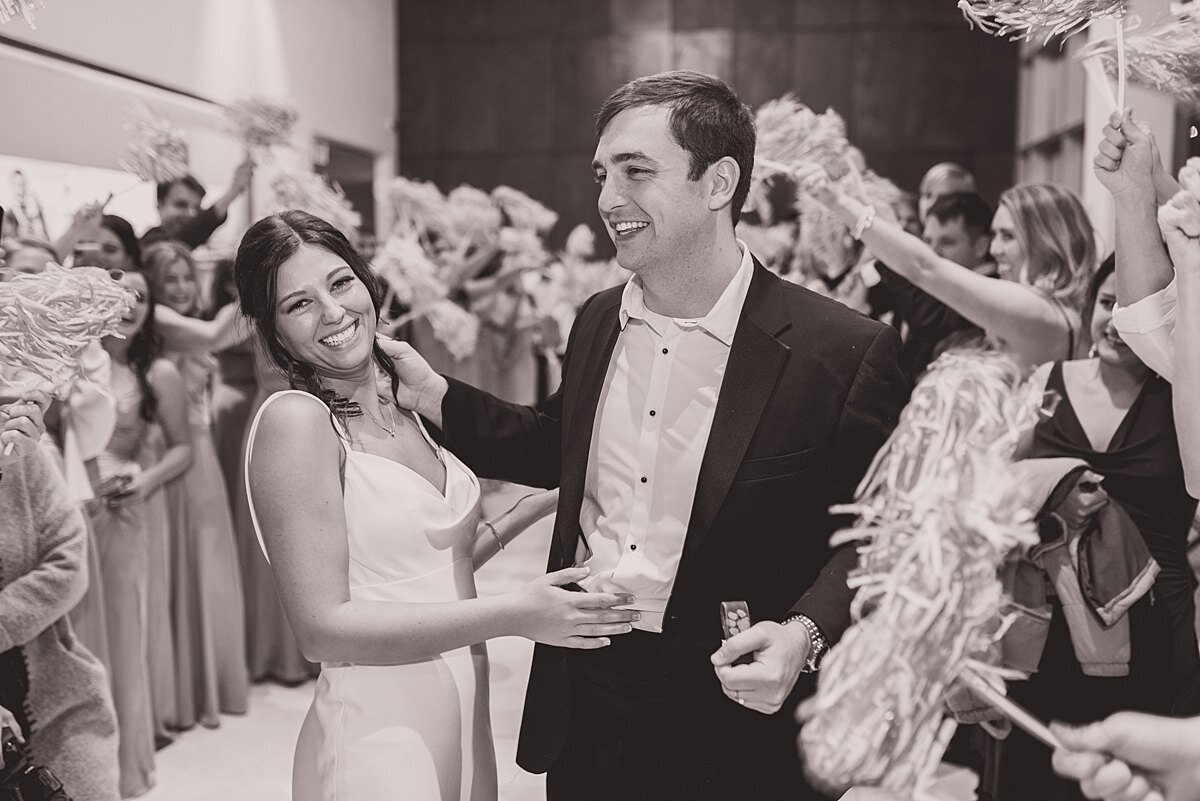 bride-groom-wedding-greenville-sc-avenue-send-off