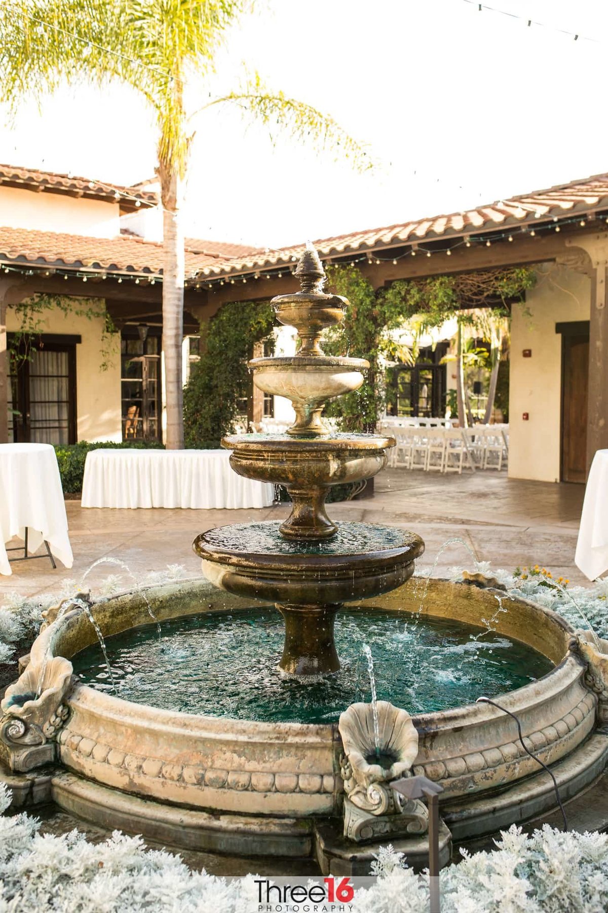 Golf Club of California's Courtyard Water Fountain