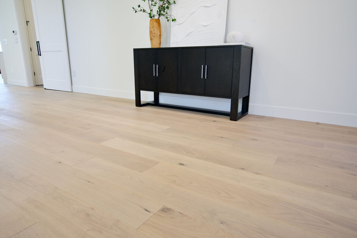 SOEN Hardwood Colorado Collection Room Scene8