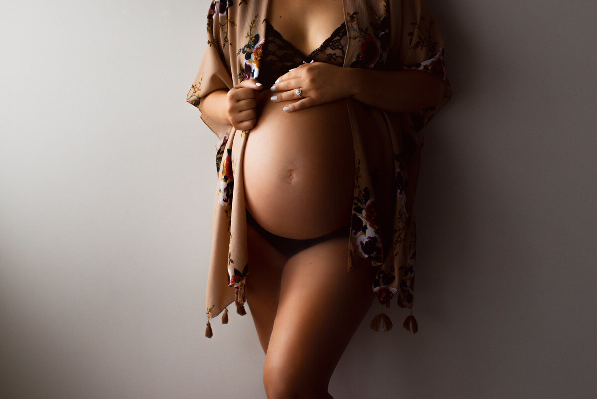 Maternity Photographer Edmonton-01