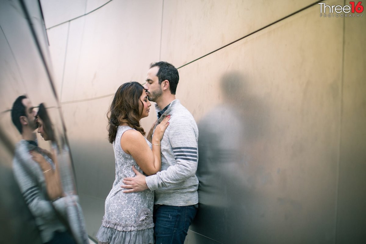 Walt Disney Concert Hall Engagement Photos Los Angeles County Weddings Professional Photographer Urban Unique