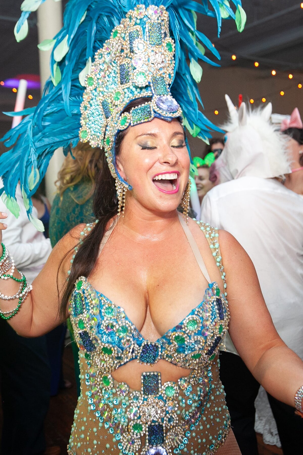 mardi-gras-wedding-dancers