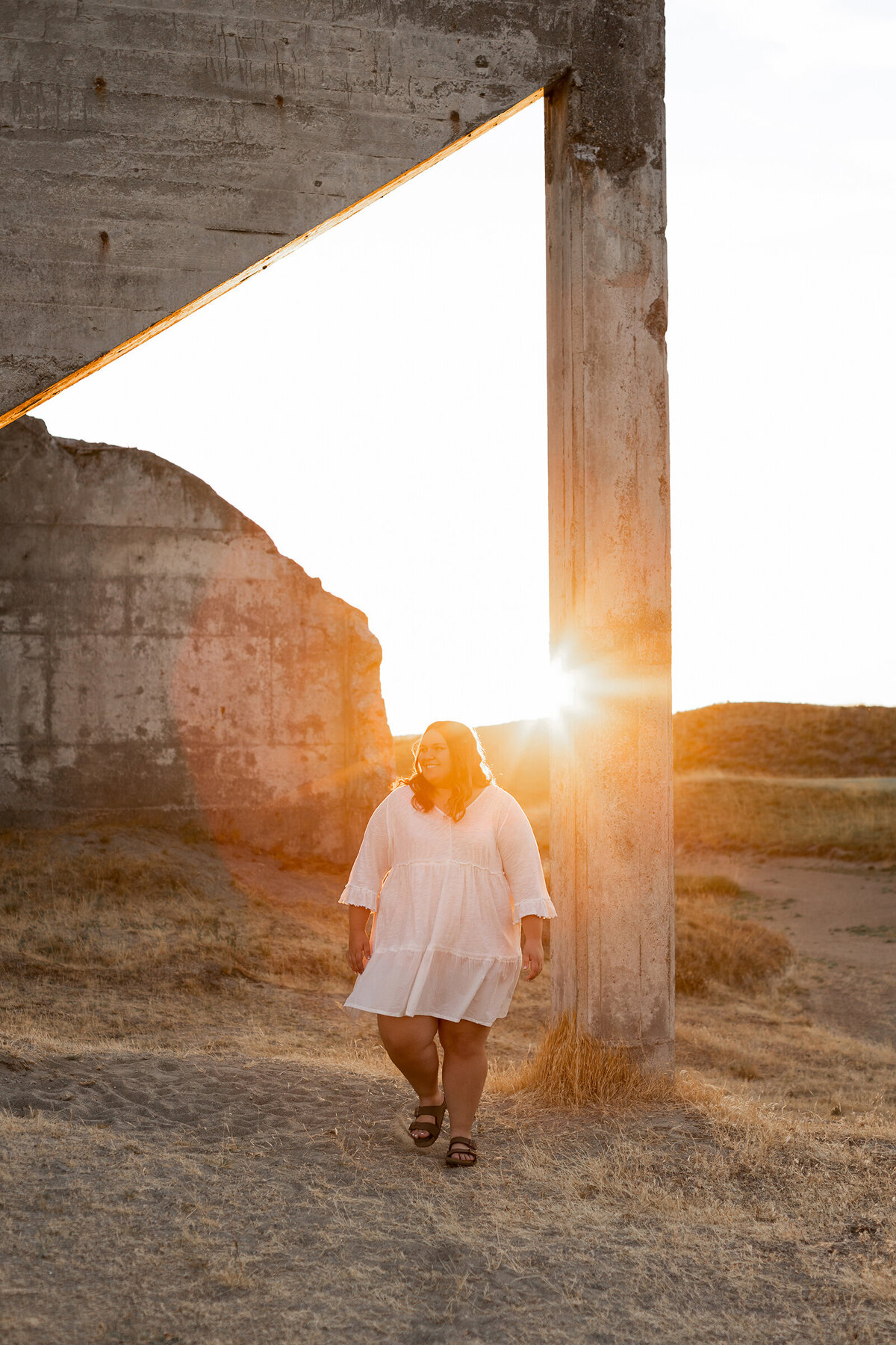 chambersbaysunsetseniorgirl