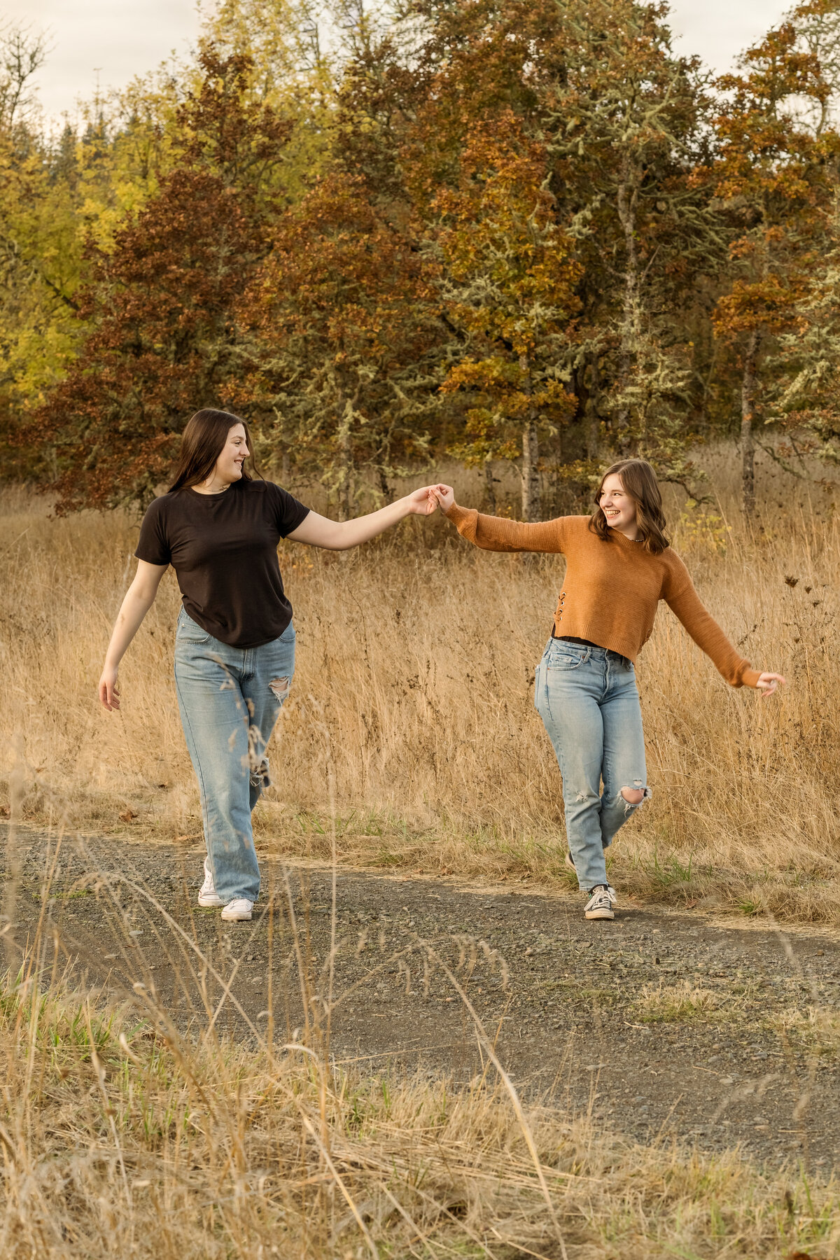 Best friends photography in Eugene, Oregon