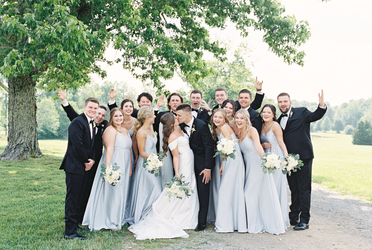 KelseyDawnPhotography-Chattanooga-Tennessee-Wedding-Film-Photographer-Blackberry-Ridge-Wilks-375
