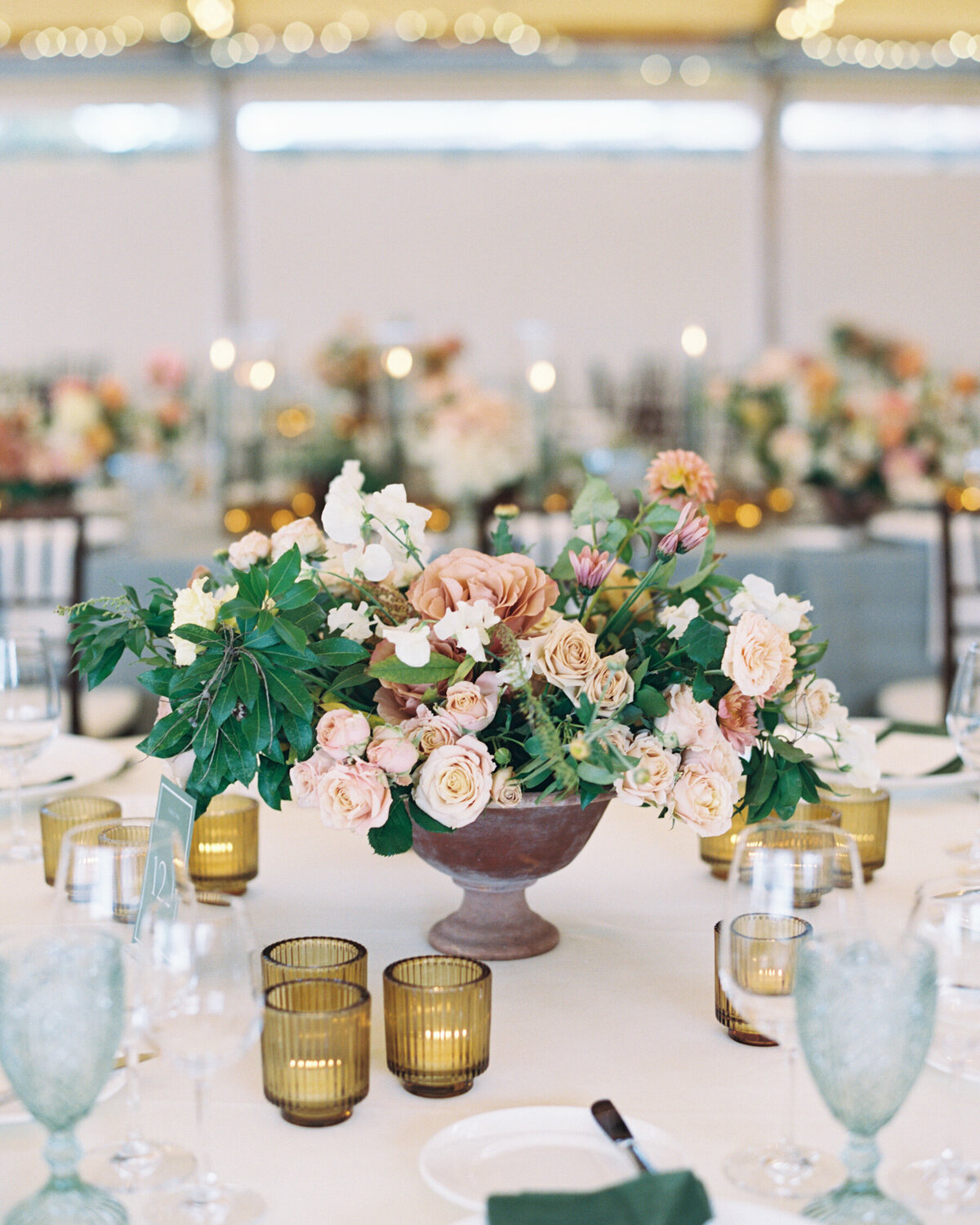 Emily March Photography Wilmington, North Carolina and Destination Wedding Engagement Photographer Heirloom Photography for Memorable Gatherings Light Airy Sentimental Imagery Images Weddings_Castle Hill Inn Wedding - 074