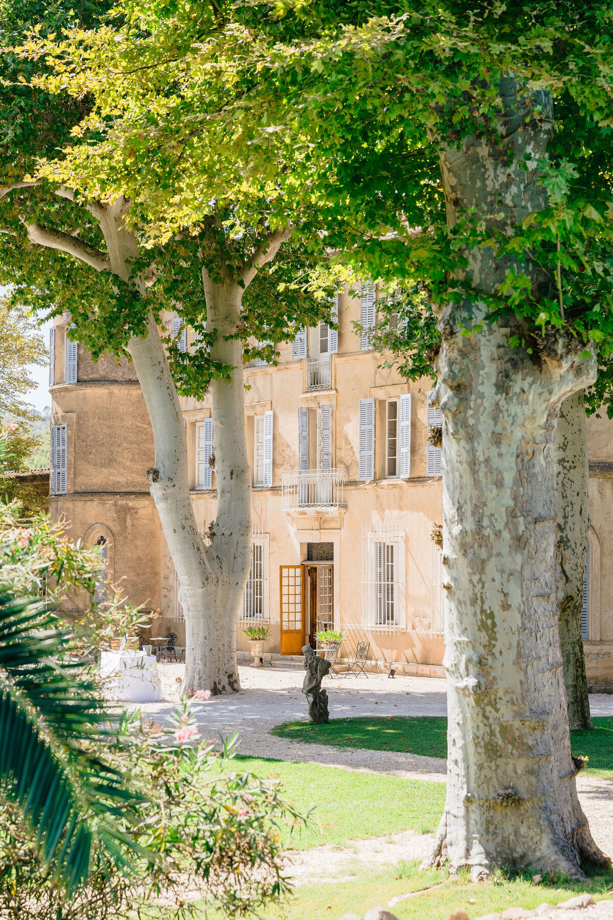 chateau_robernier_jardin