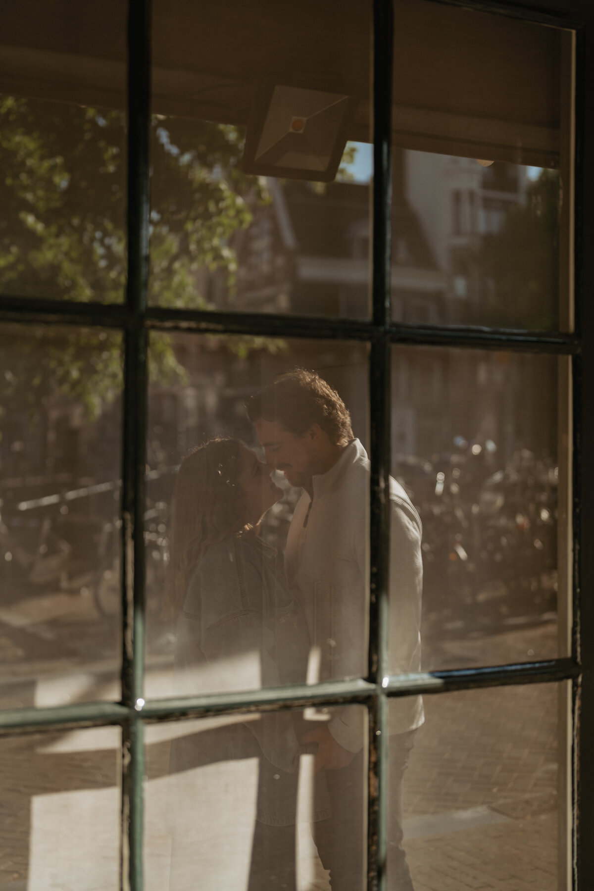 proposal-couple-photoshoot-amsterdam-couple-photographer-amsterdam-inhosuecapture-109