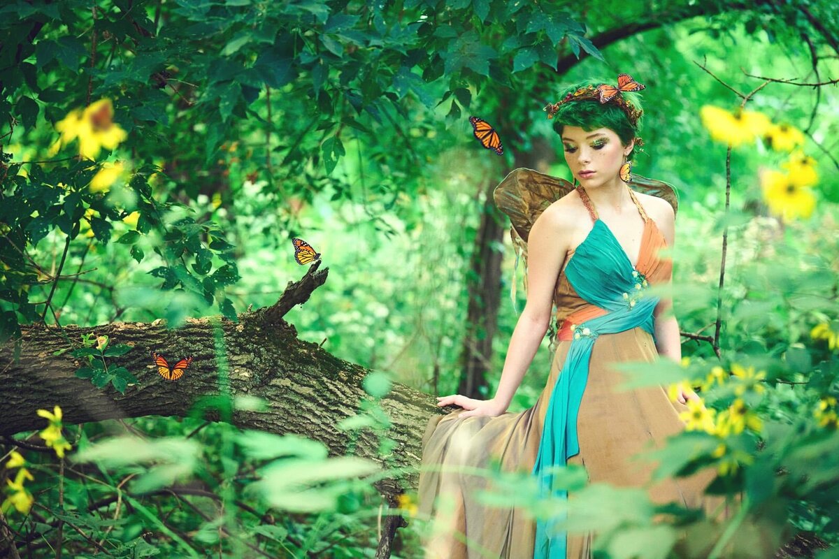 Ethereal Woodland Senior Portrait with Senior Picture Photographer-22