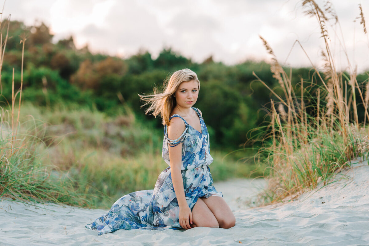 What to Wear to Senior Pictures in 2021-30