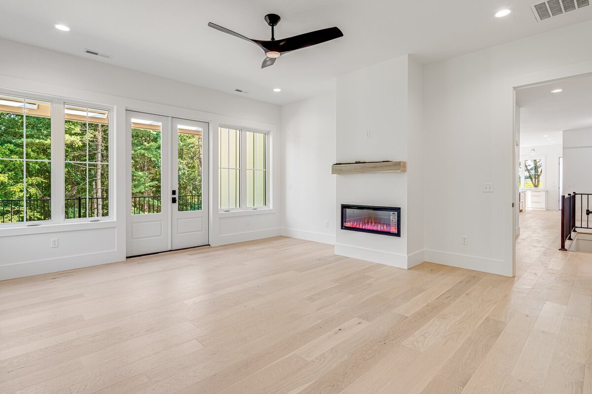 22-web-or-mls-18-baxter-woods-ln
