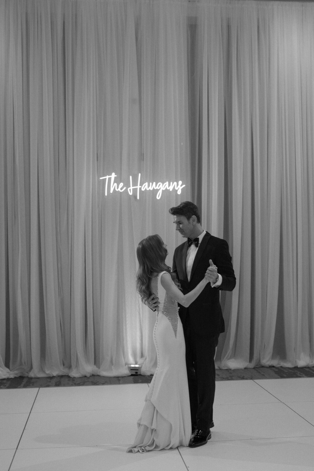 the laura hotel houston wedding-783