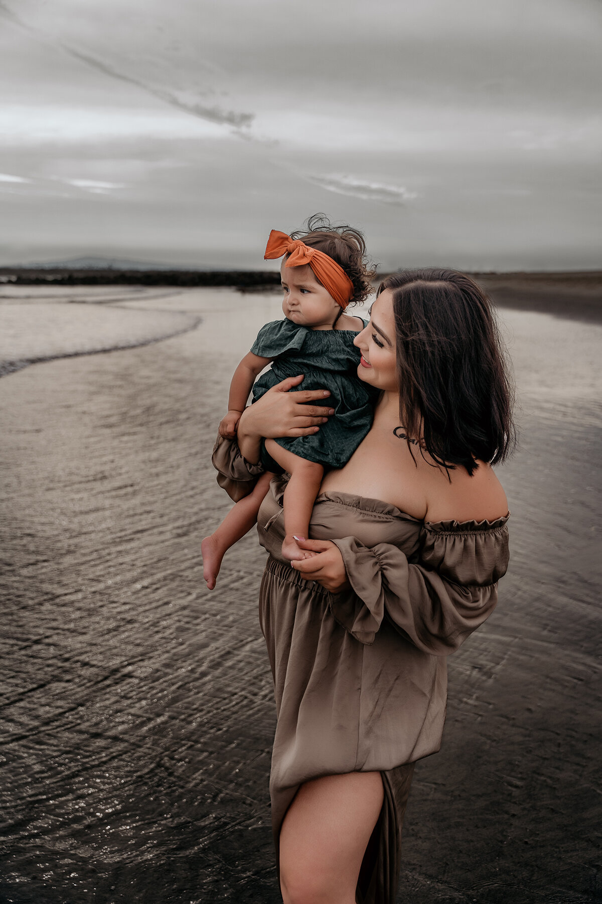 sealbeach-family-photo_m05