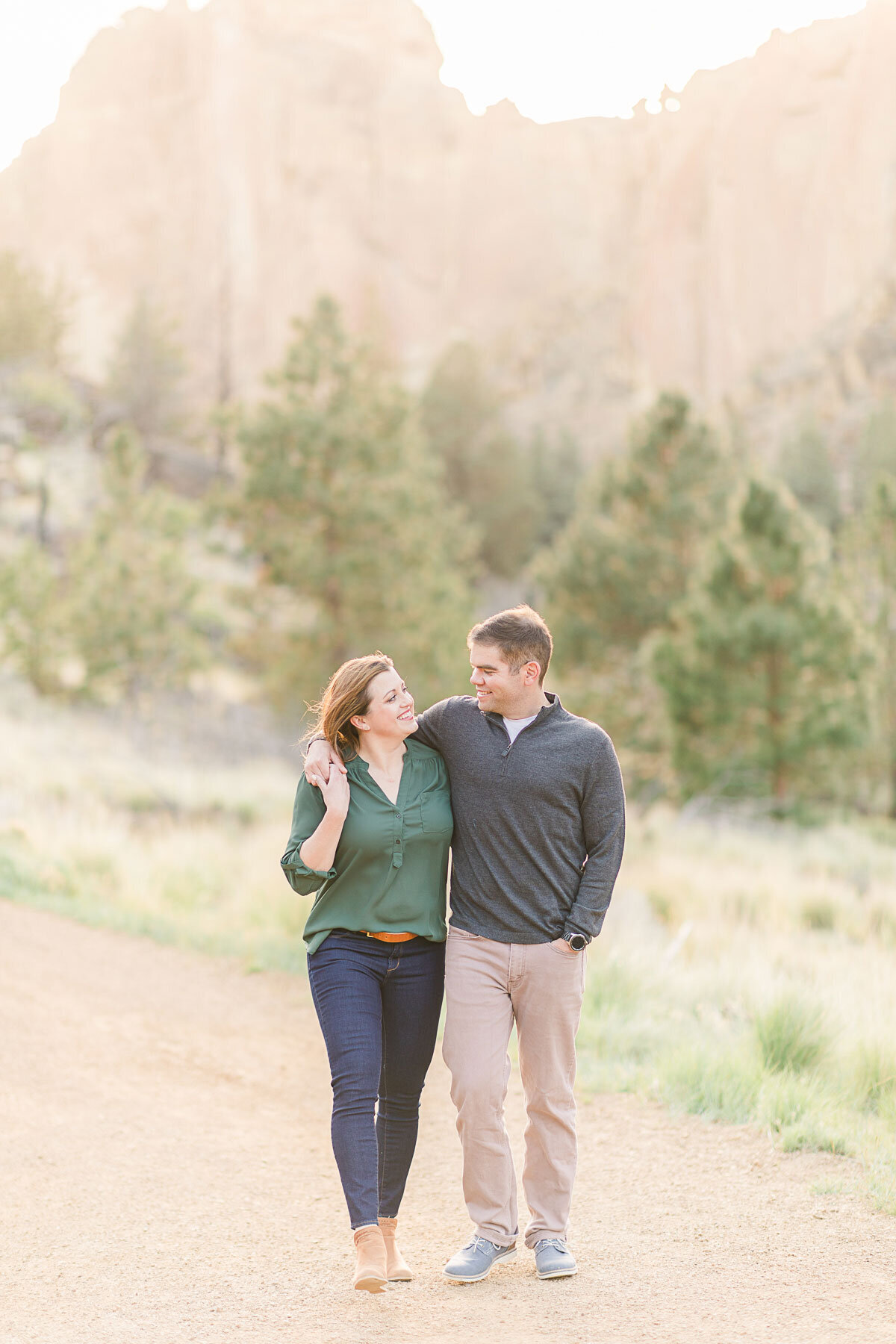 Smith_Rock_Engagement_Photography_05