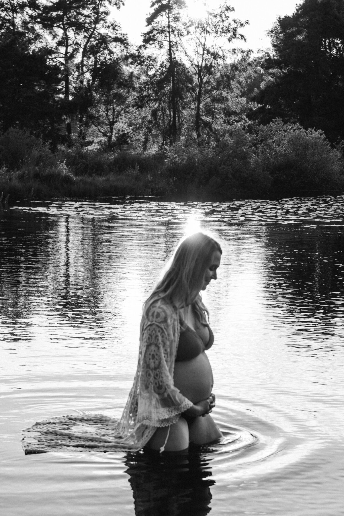 Zwangerschap fotoshoot in plas Tienen