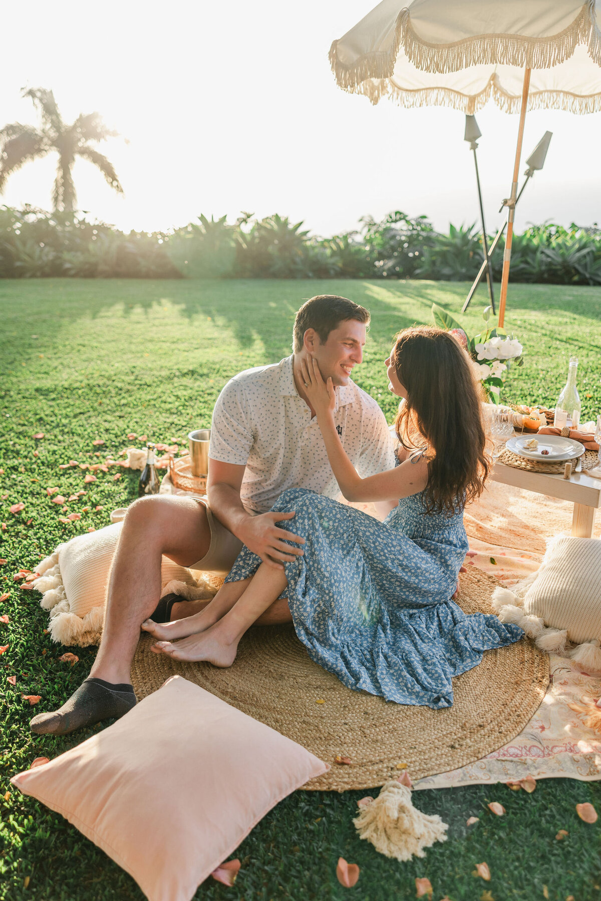 Hawaii-Engagement-Photos-Holualoa-Inn (69)