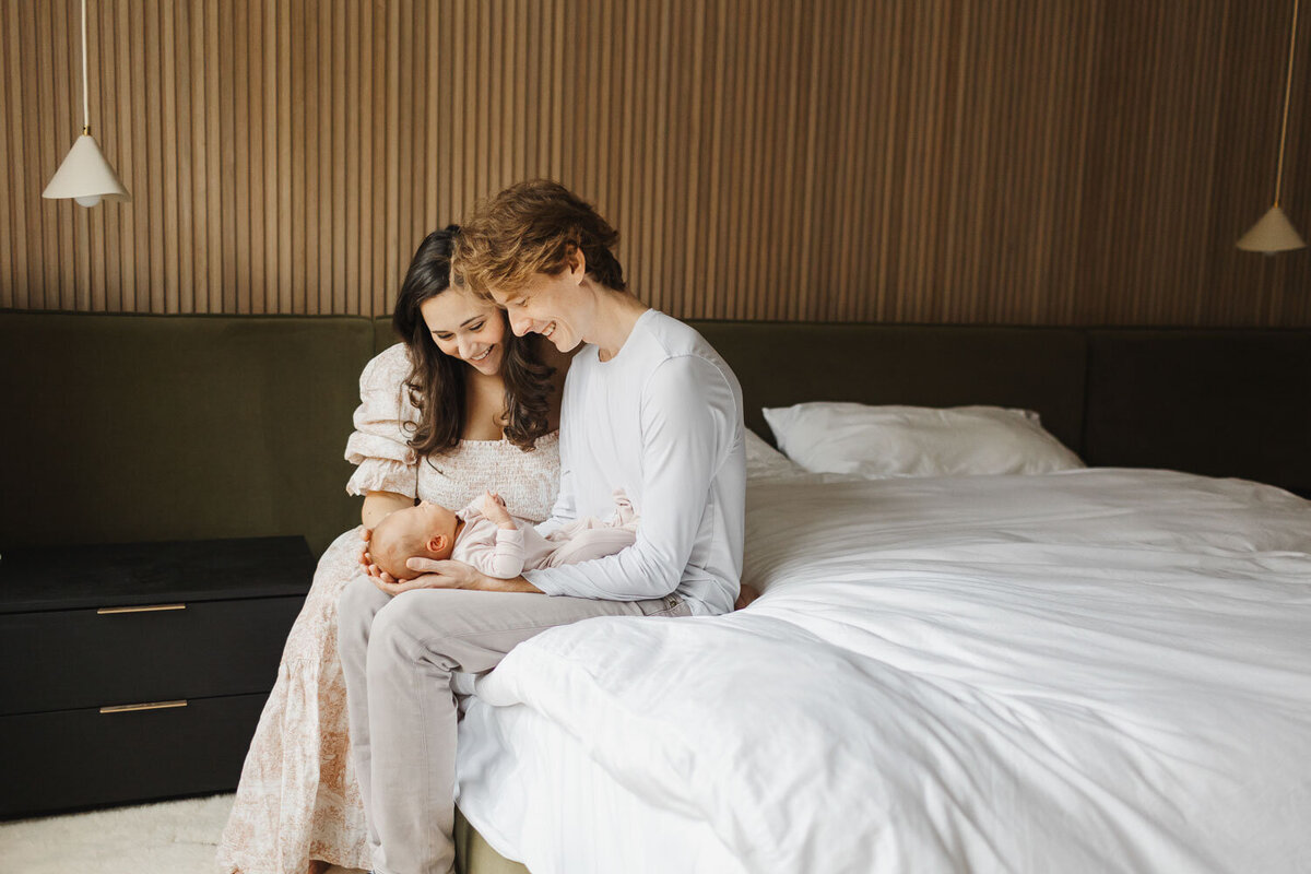 Natural-in-home-newborn-portraits-Rosedale-Toronto-1