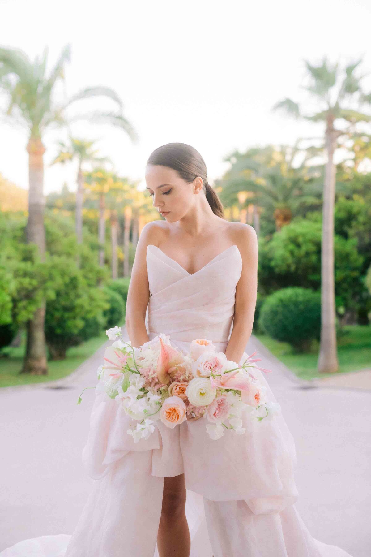 photographe-mariage-saint-tropez-wedding-dress-monique-lhuillier