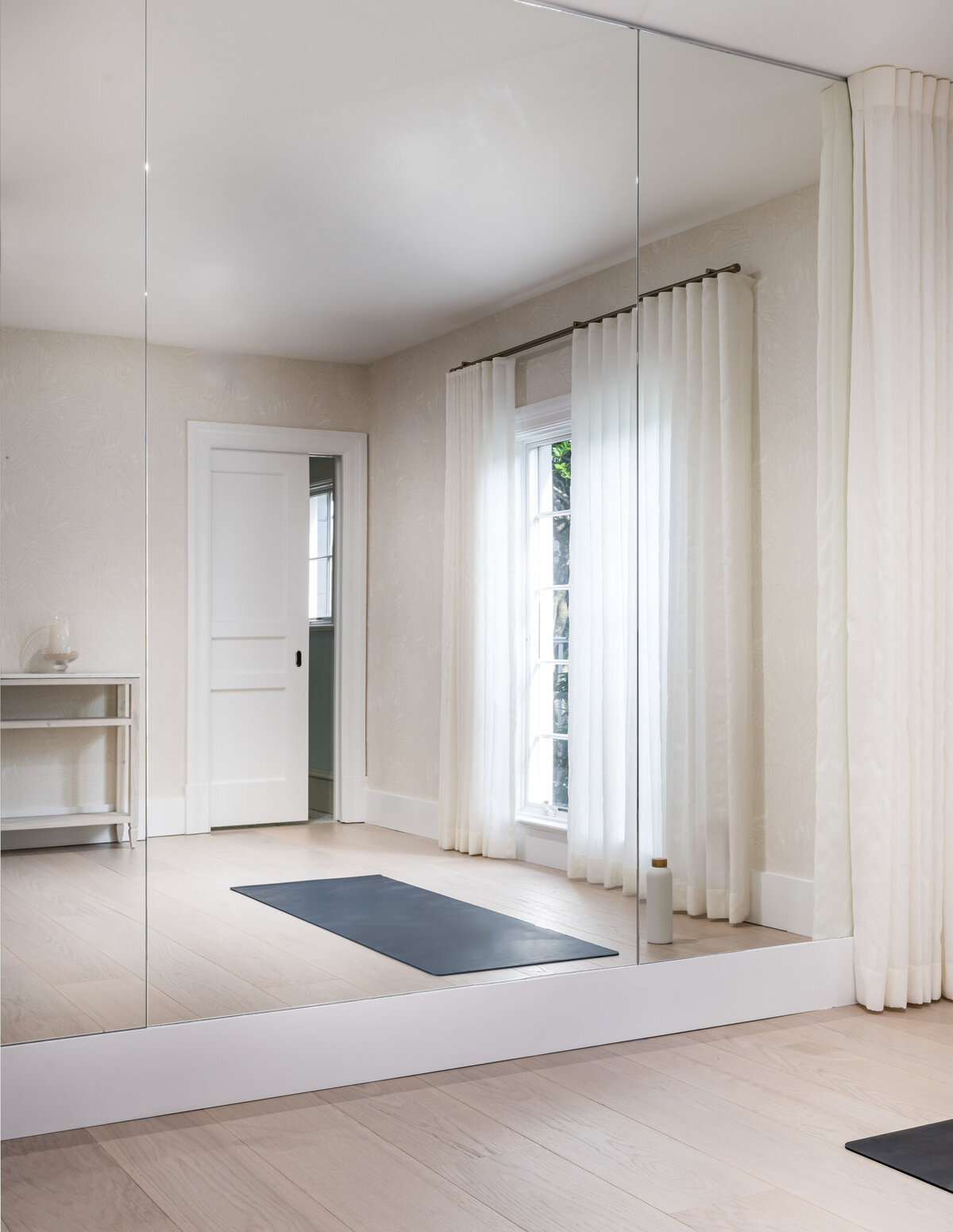 DLT-Interiors-Palm-Beach-Interior-Designer-1