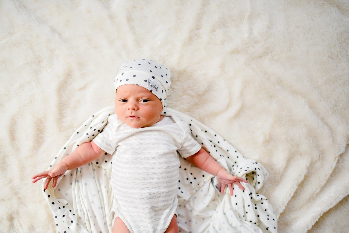 lake-norman-emotive-newborn-photography