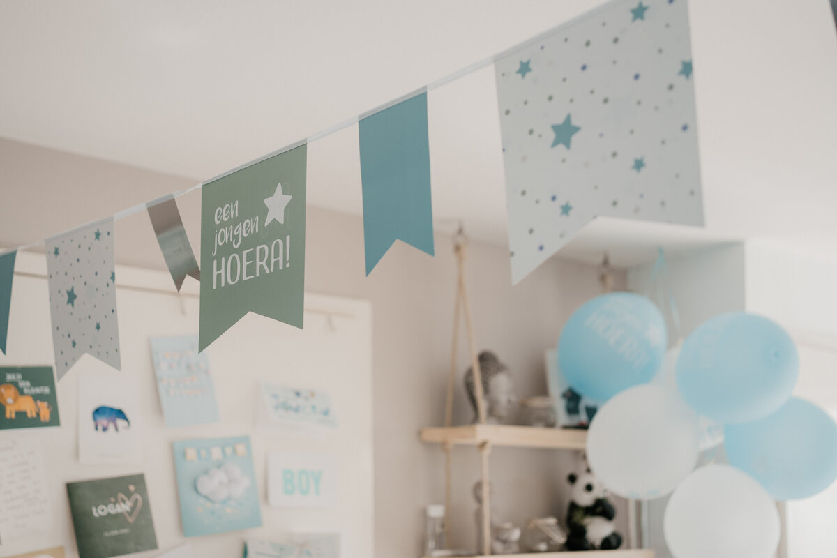Newbornshoot door Leukfotografie in Amsterdam, Zaandam, Landsmeer, Oostzaan en Purmerend – zachte, liefdevolle babyfoto’s-5