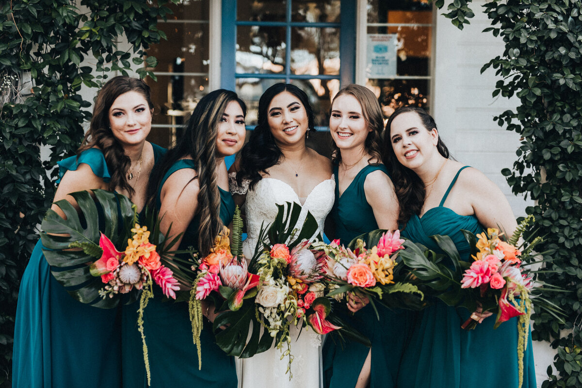 Bridesmaids at Bates Mansion